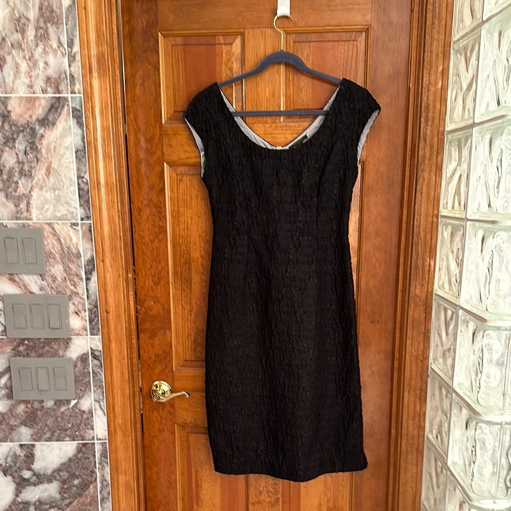 Elegant Black textured Dress